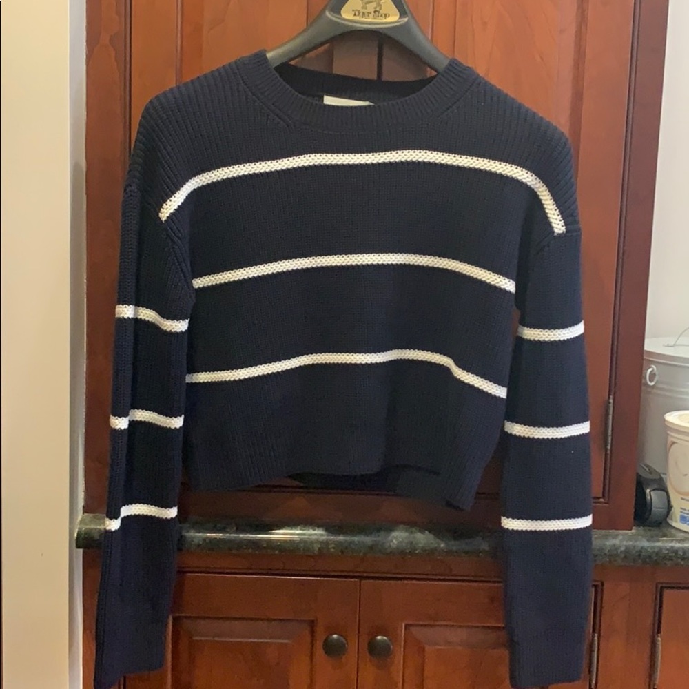 Vince cropped sweater